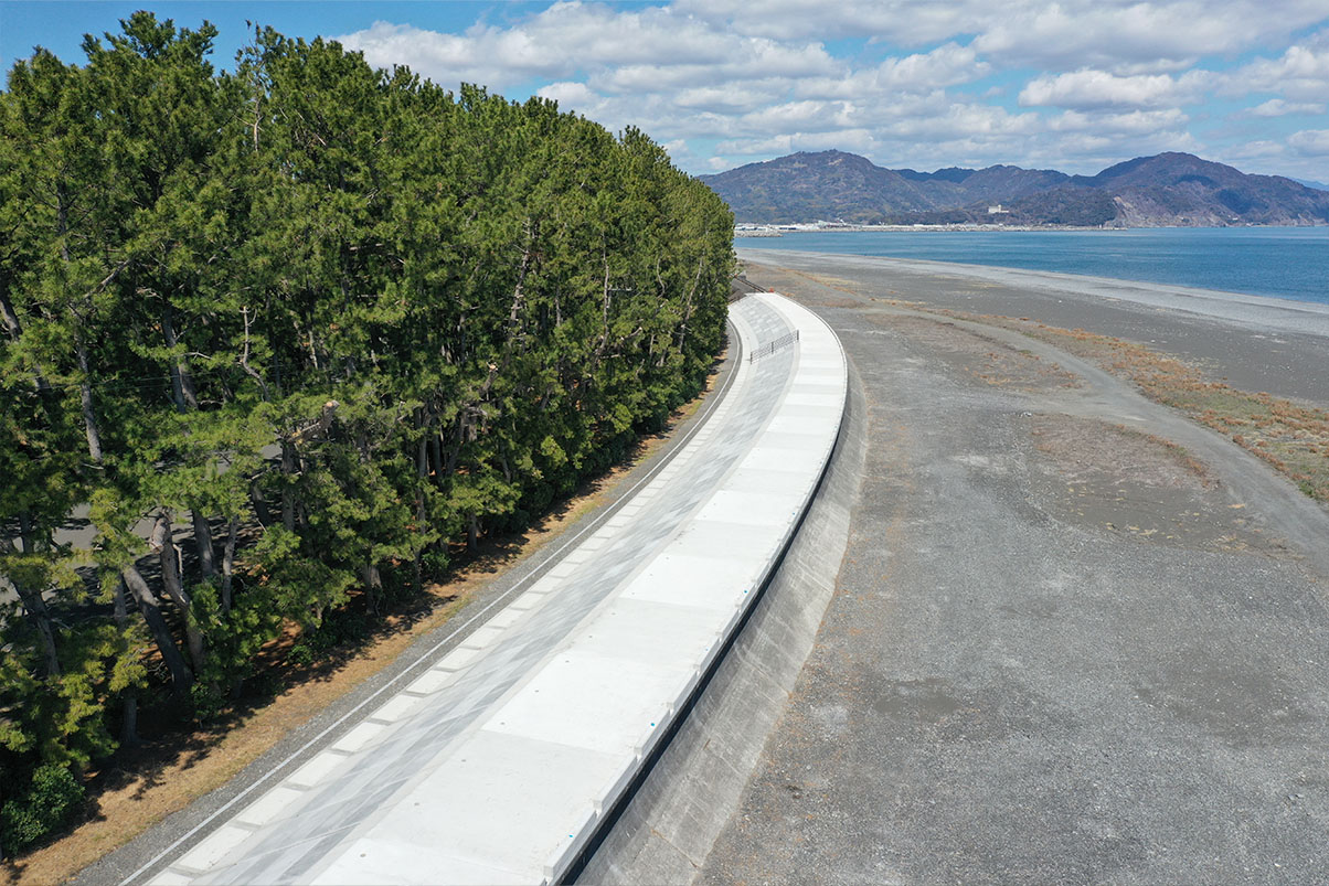 令和6年度　駿河海岸焼津工区田尻堤防補強工事